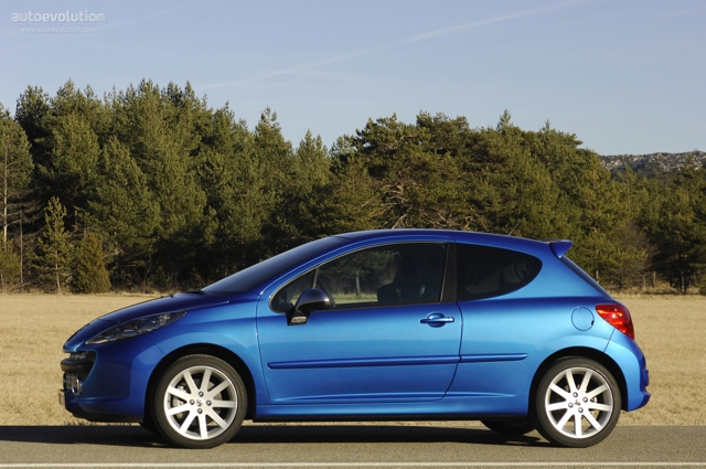 Peugeot 207 3 Doors photo 2
