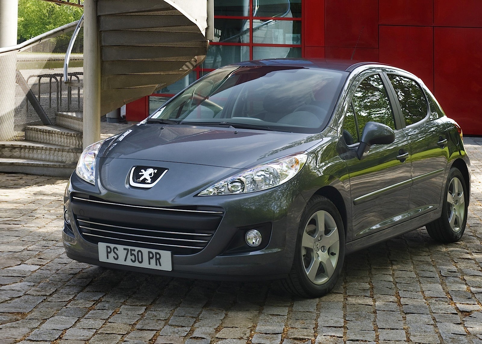 Peugeot 207 5 Doors photo 11