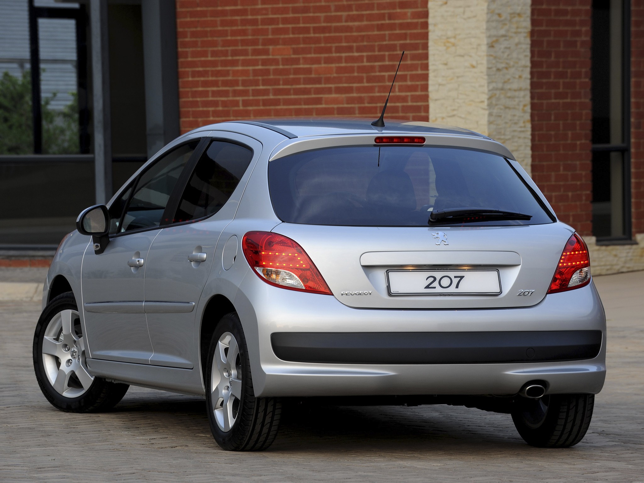 Peugeot 207 5 Doors photo 28
