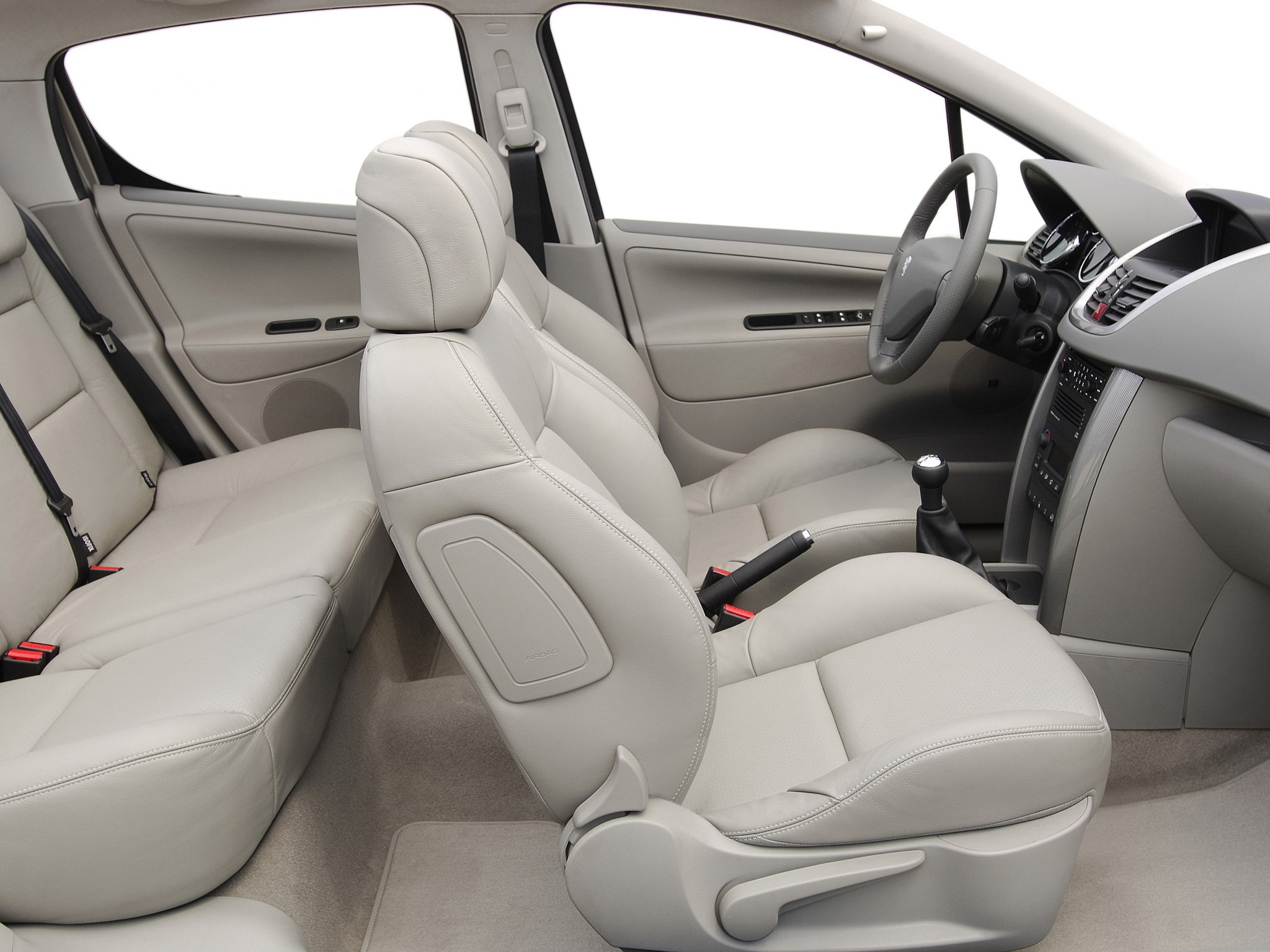 Peugeot 207 5 Doors photo 38