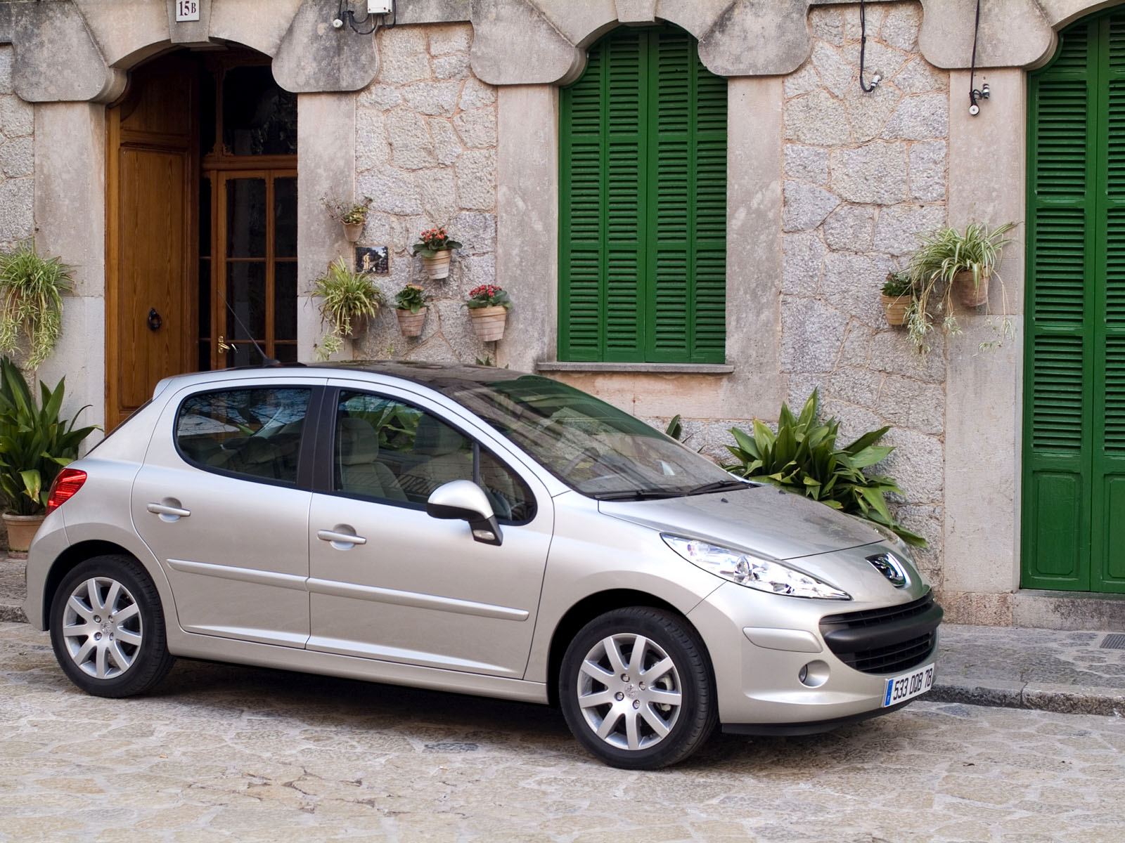 Peugeot 207 5 Doors photo 13