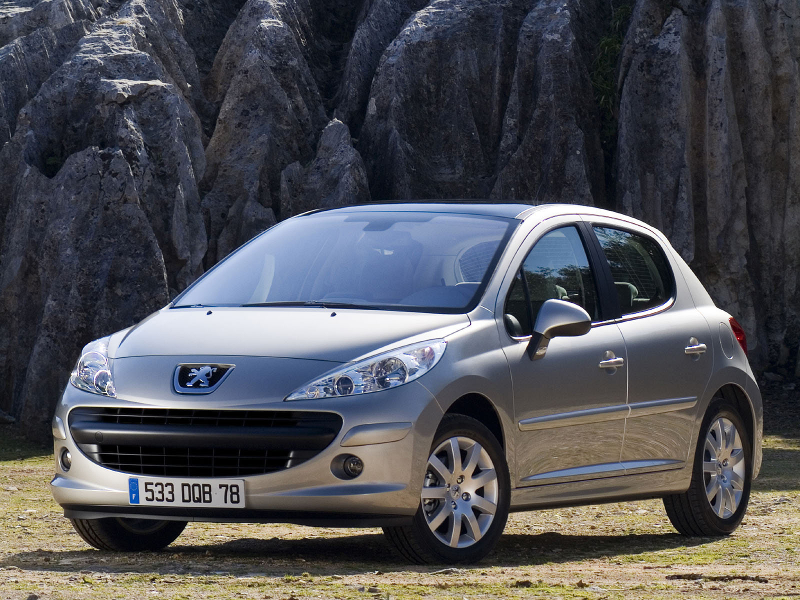 Peugeot 207 5 Doors photo 15