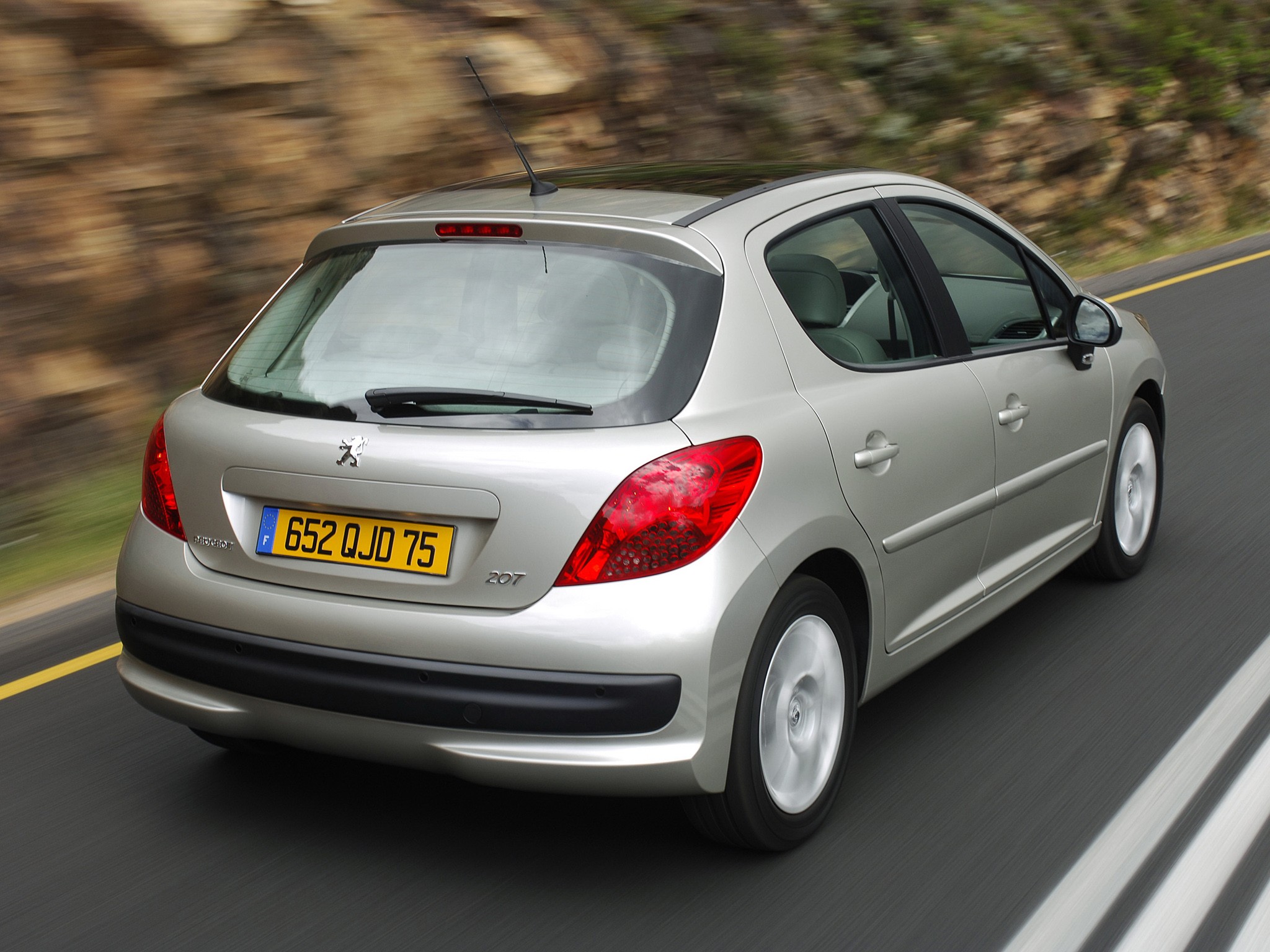 Peugeot 207 5 Doors photo 29