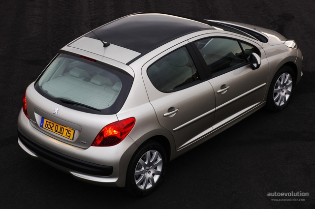 PEUGEOT 207 5 Doors