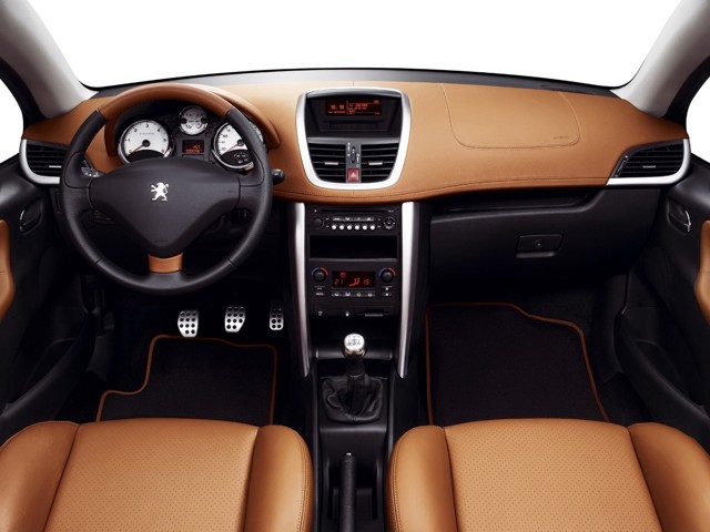 Peugeot 207 Cc photo 71