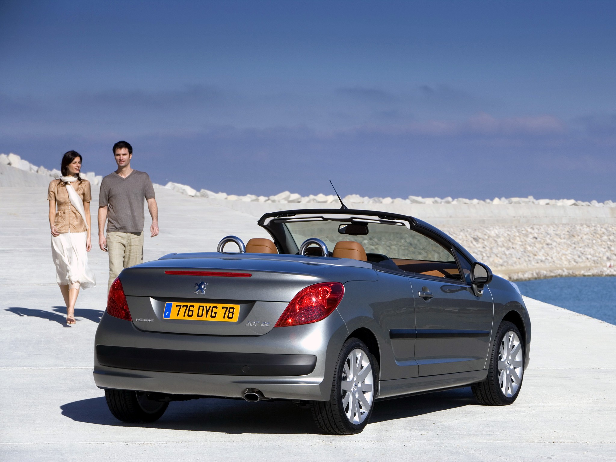 Peugeot 207 Cc photo 26