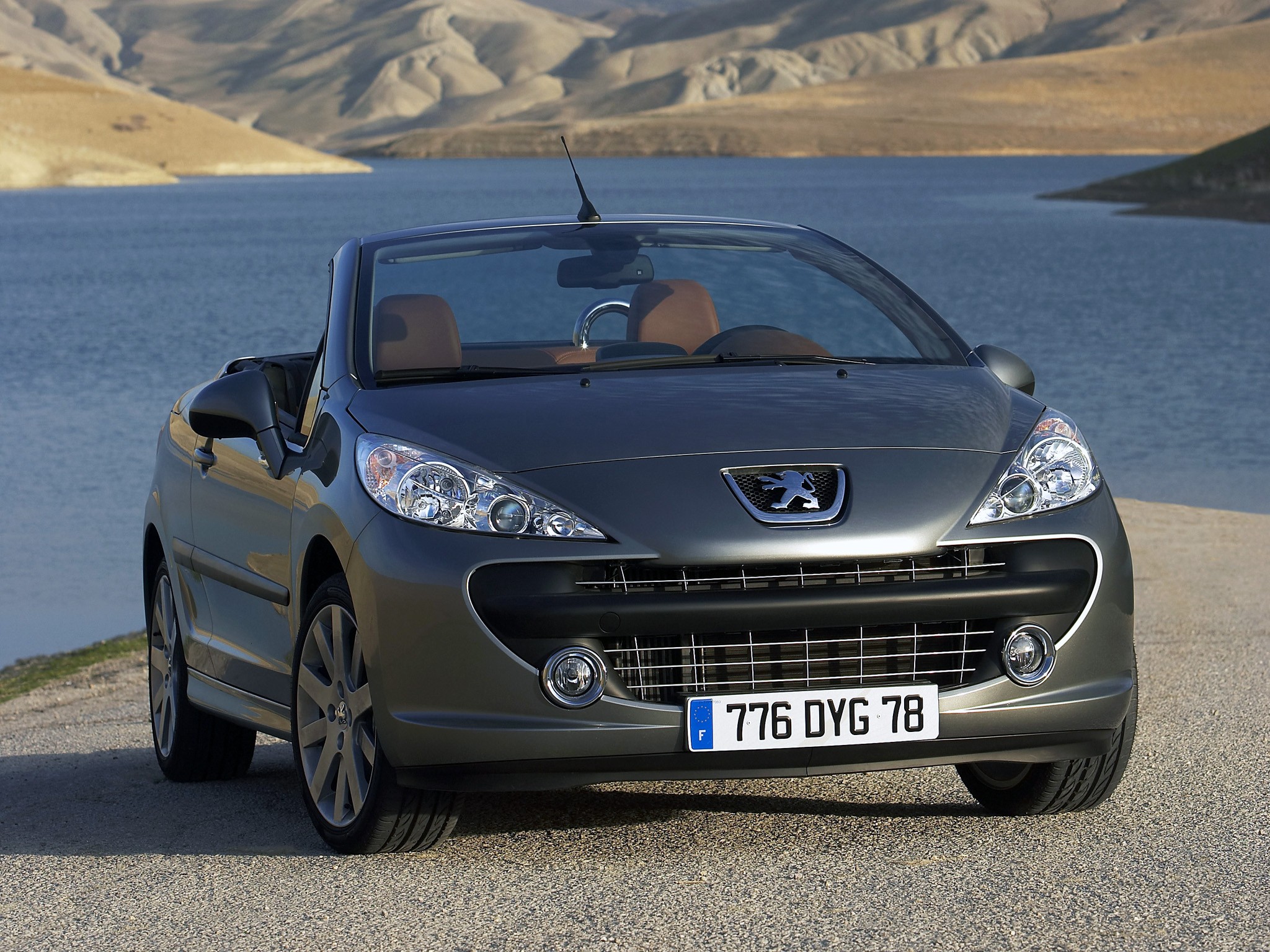 Peugeot 207 Cc photo 28