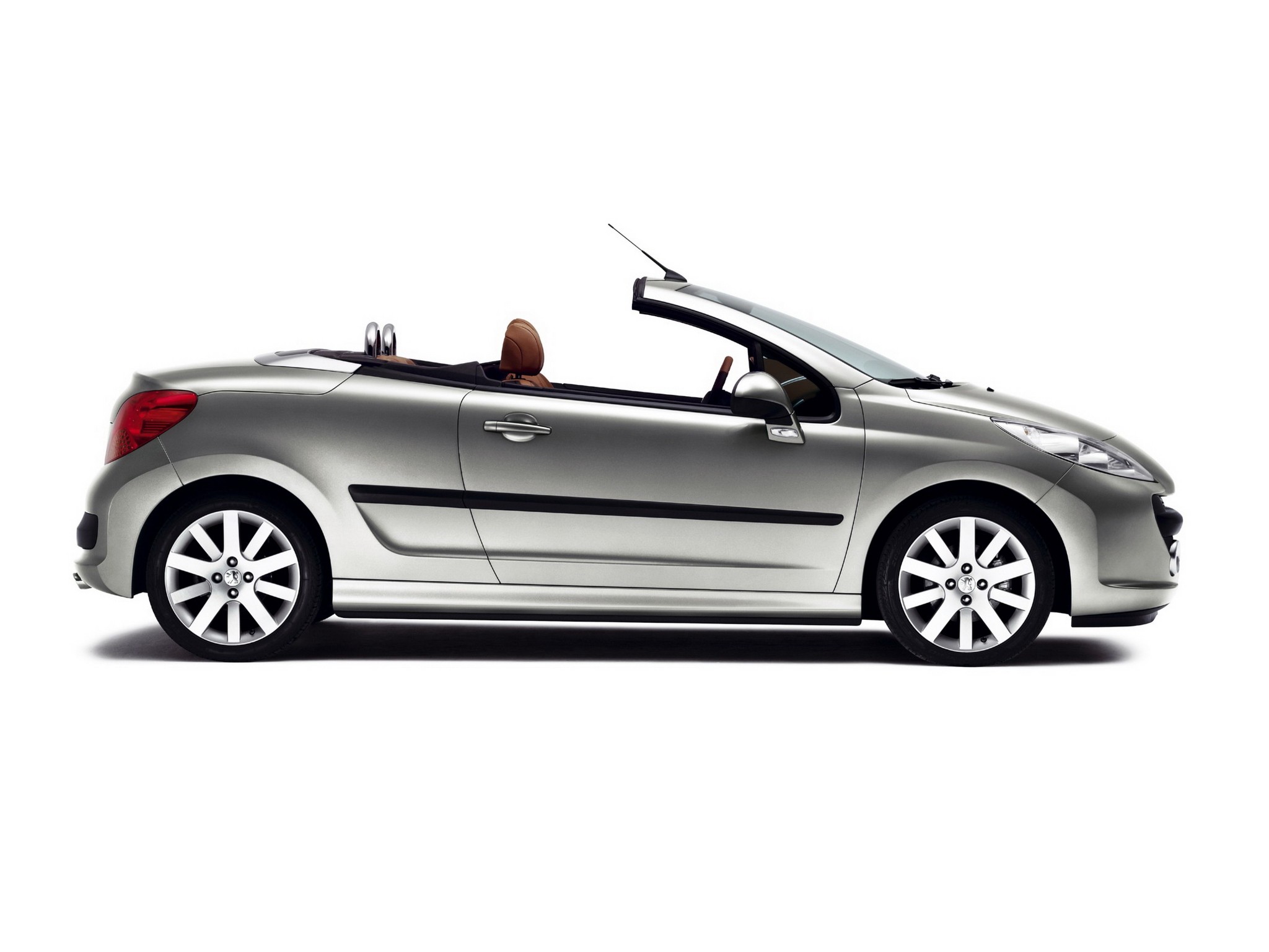Peugeot 207 Cc photo 35