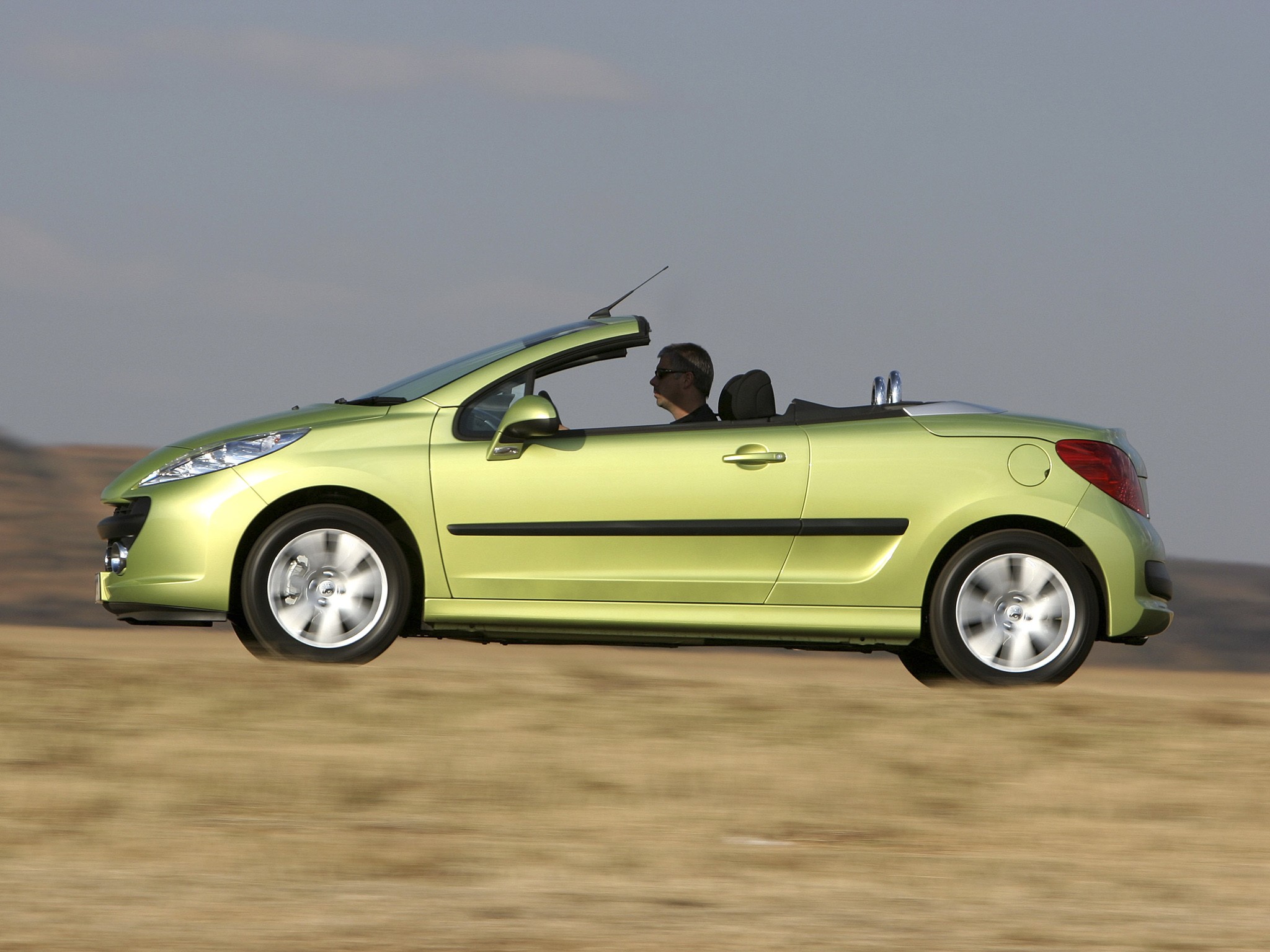 Peugeot 207 Cc photo 67