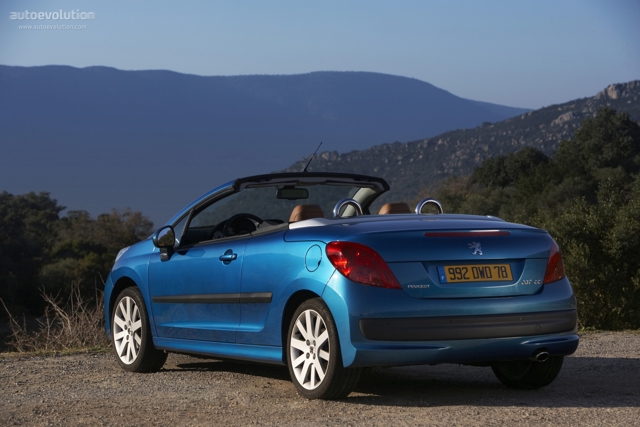 Peugeot 207 Cc photo 7