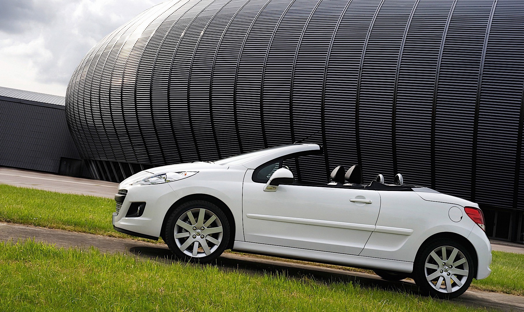 Peugeot 207 Cc photo 13