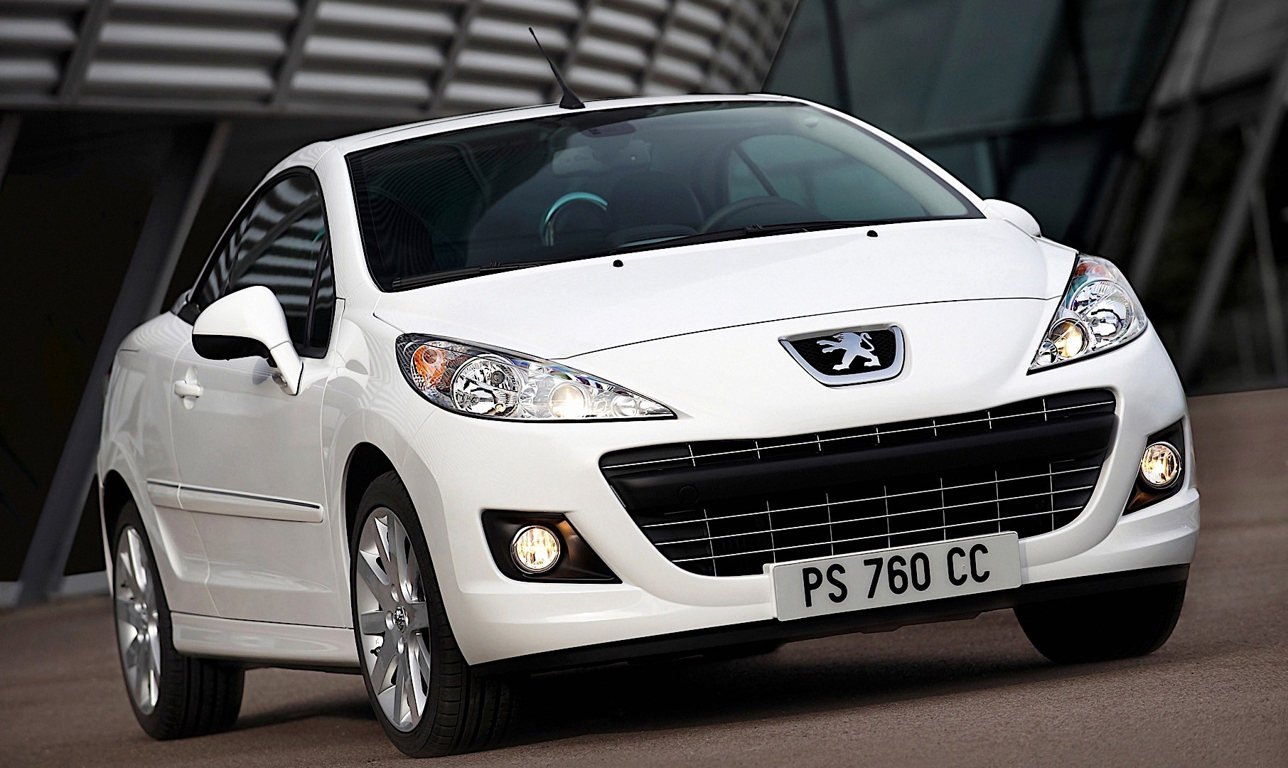 Peugeot 207 Cc photo 14