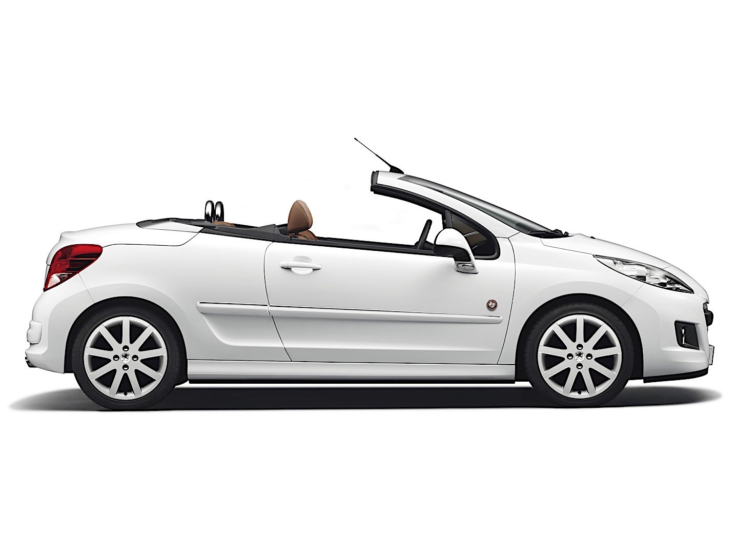 Peugeot 207 Cc photo 22