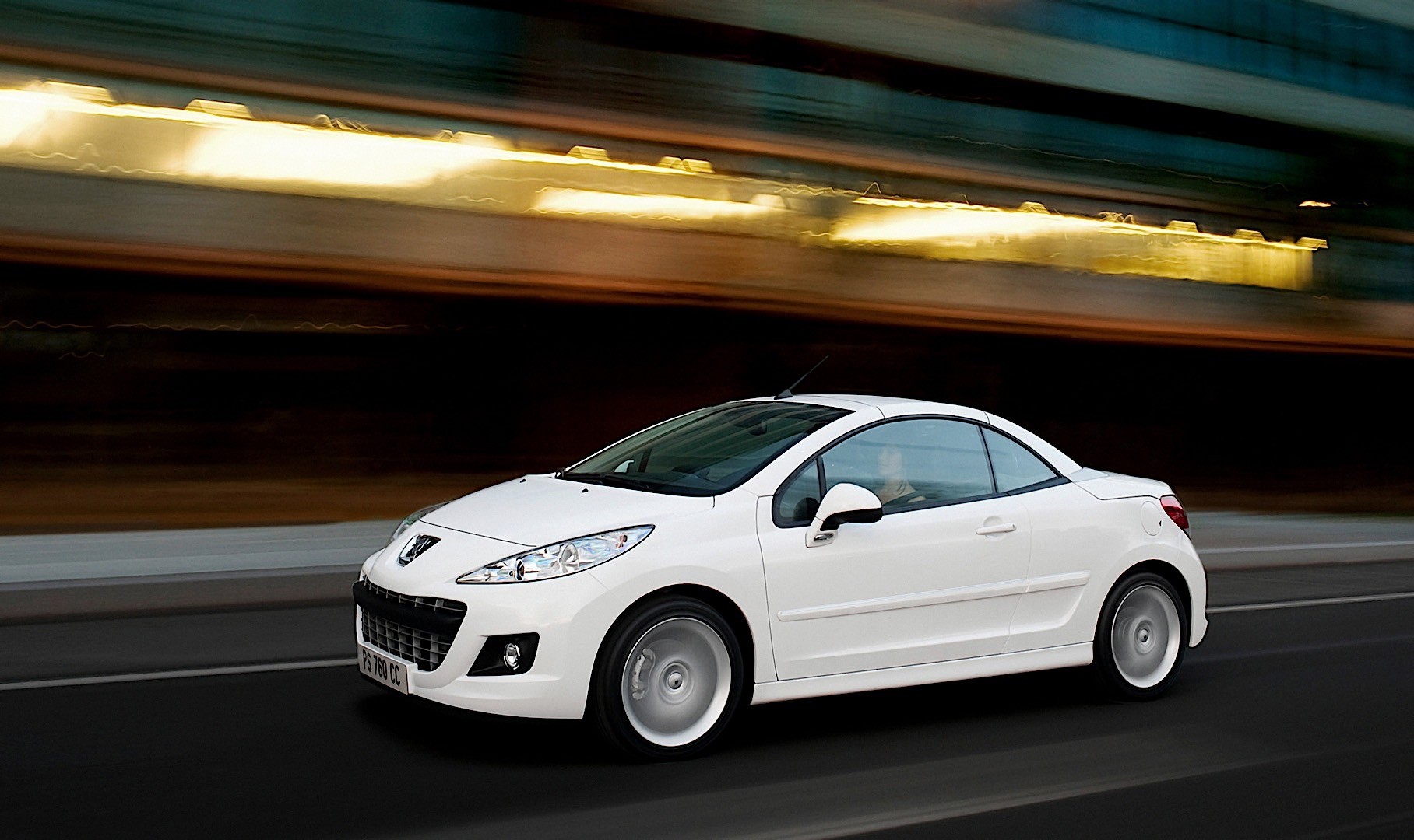 Peugeot 207 Cc photo 34