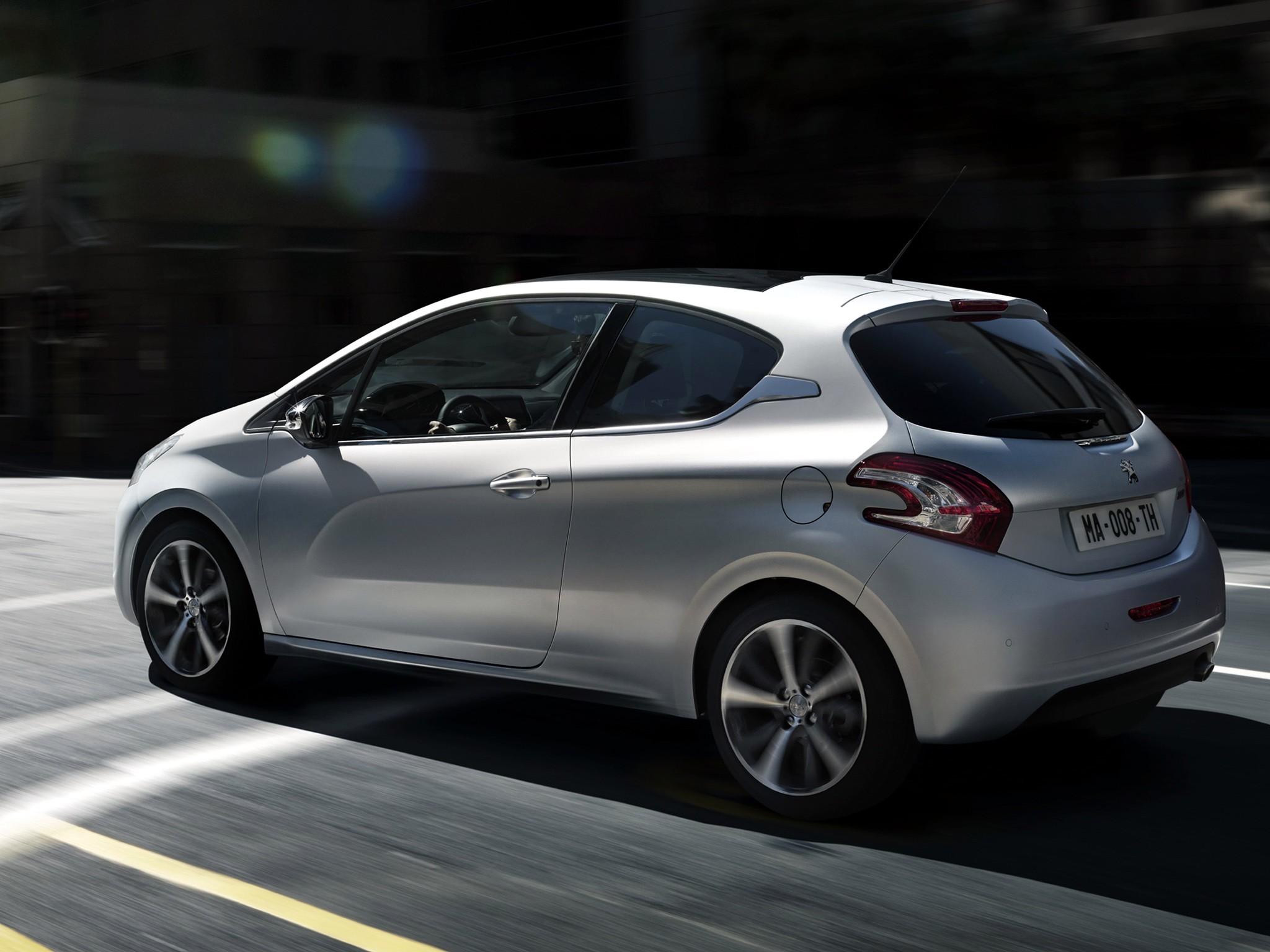 Peugeot 208 3 Doors photo 11