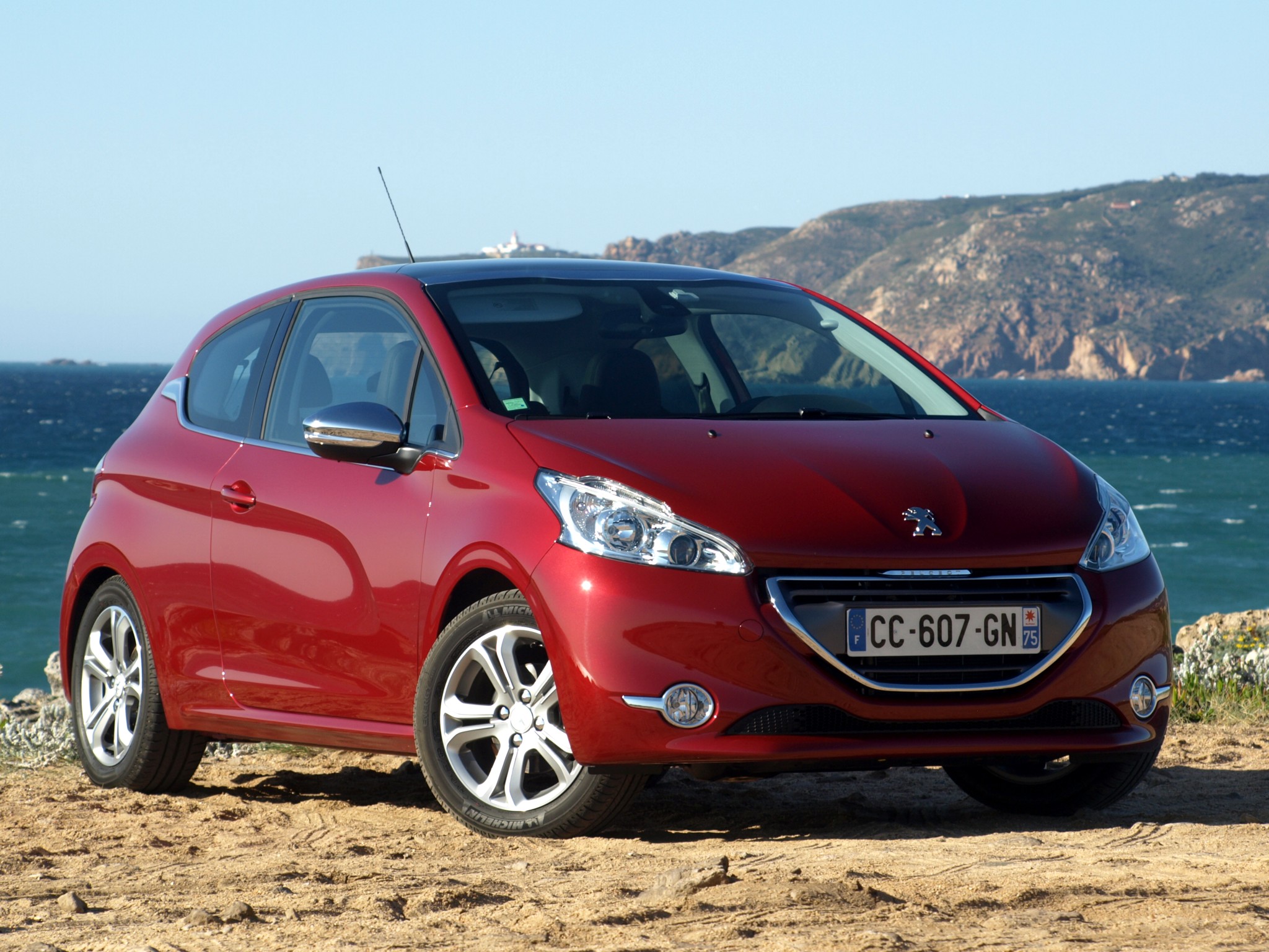 Peugeot 208 3 Doors photo 16