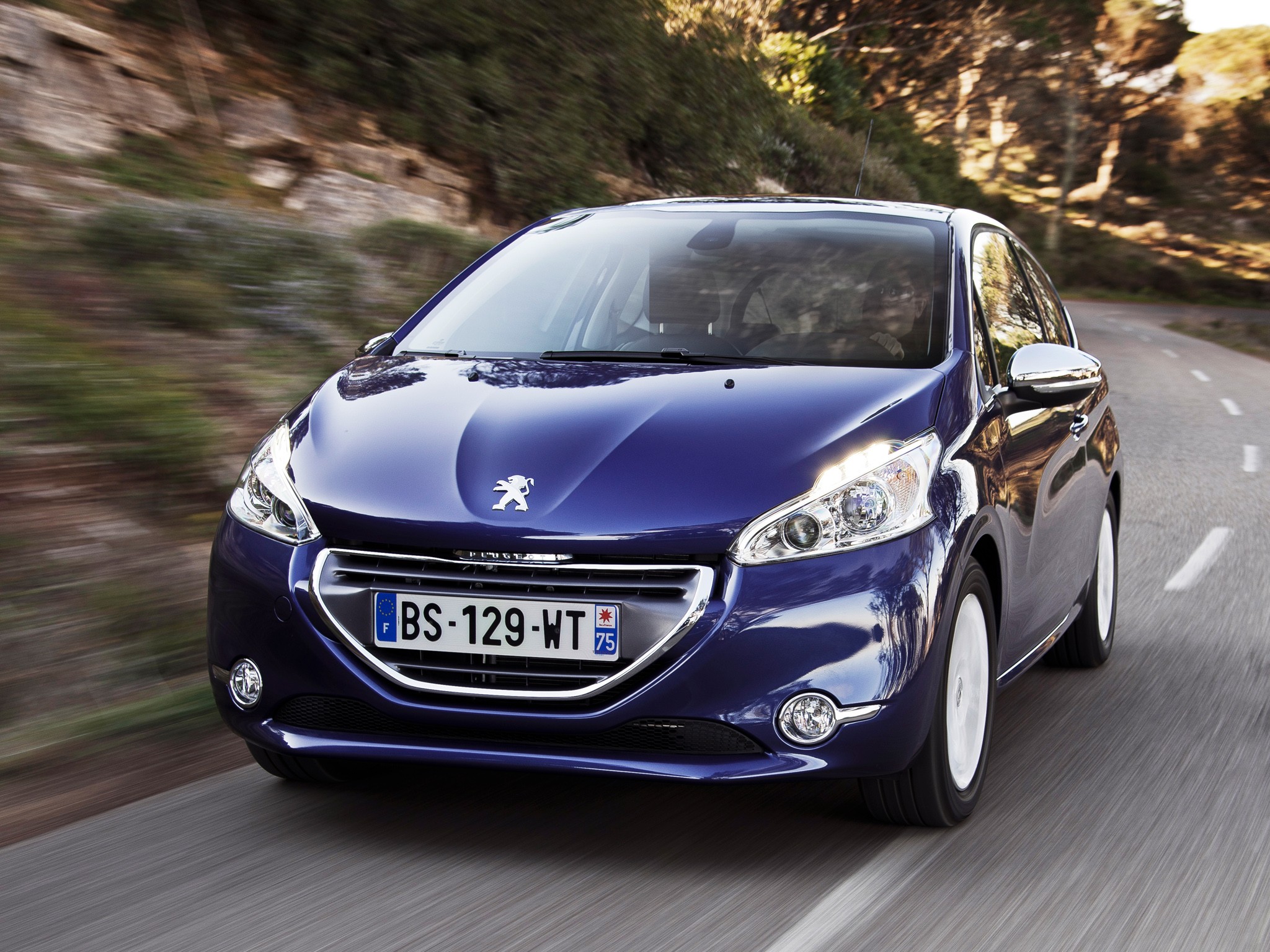 Peugeot 208 3 Doors photo 22