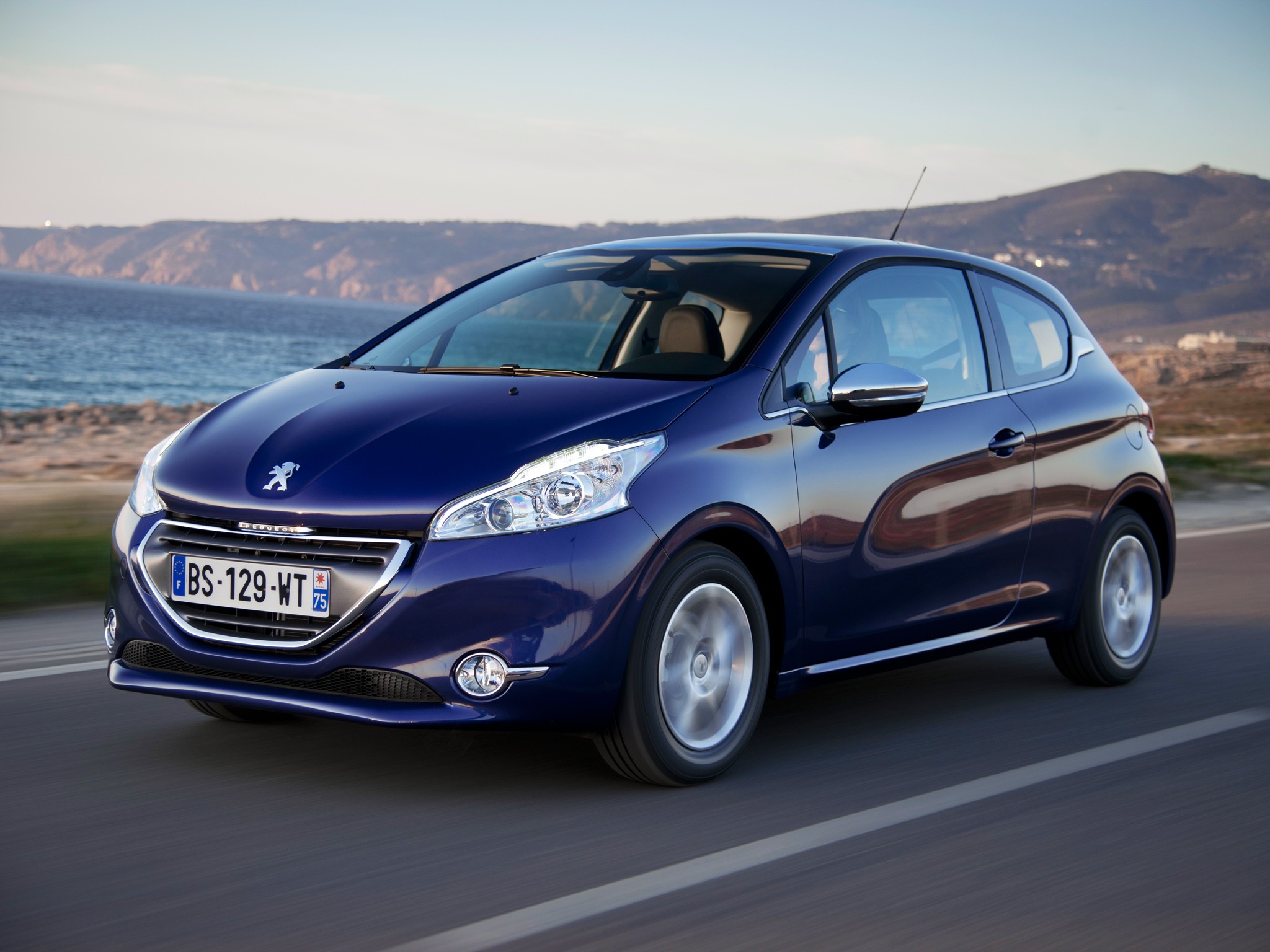 Peugeot 208 3 Doors photo 23
