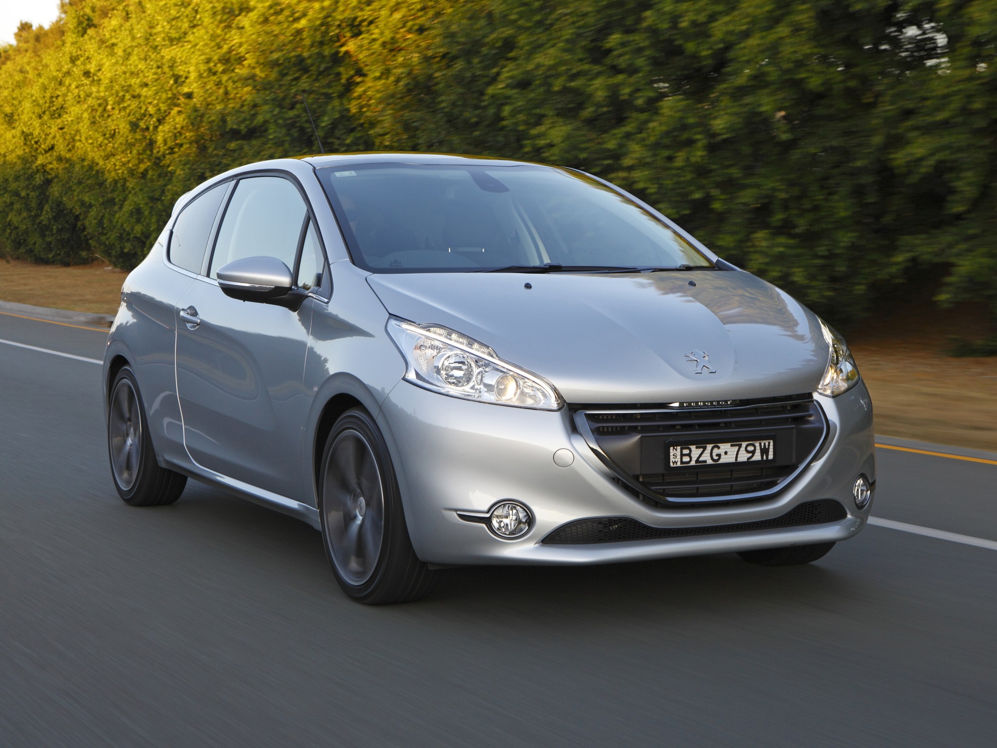 Peugeot 208 3 Doors photo 34