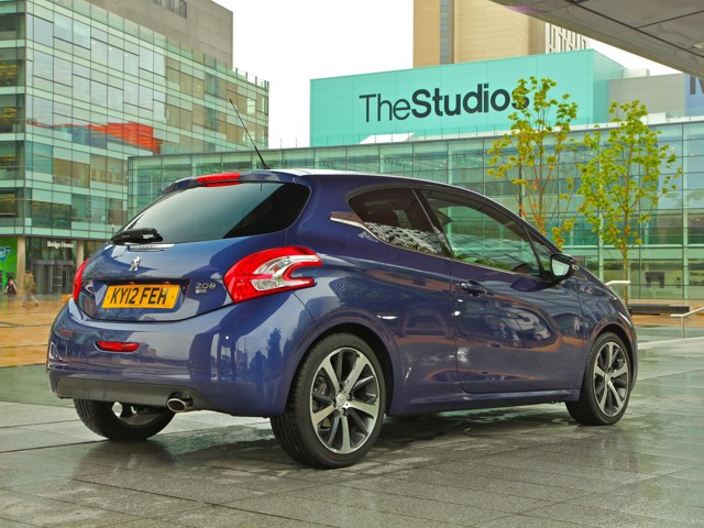 Peugeot 208 3 Doors photo 36
