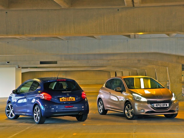 Peugeot 208 3 Doors photo 43