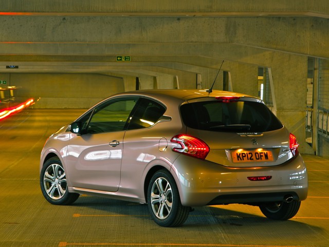 Peugeot 208 3 Doors photo 45