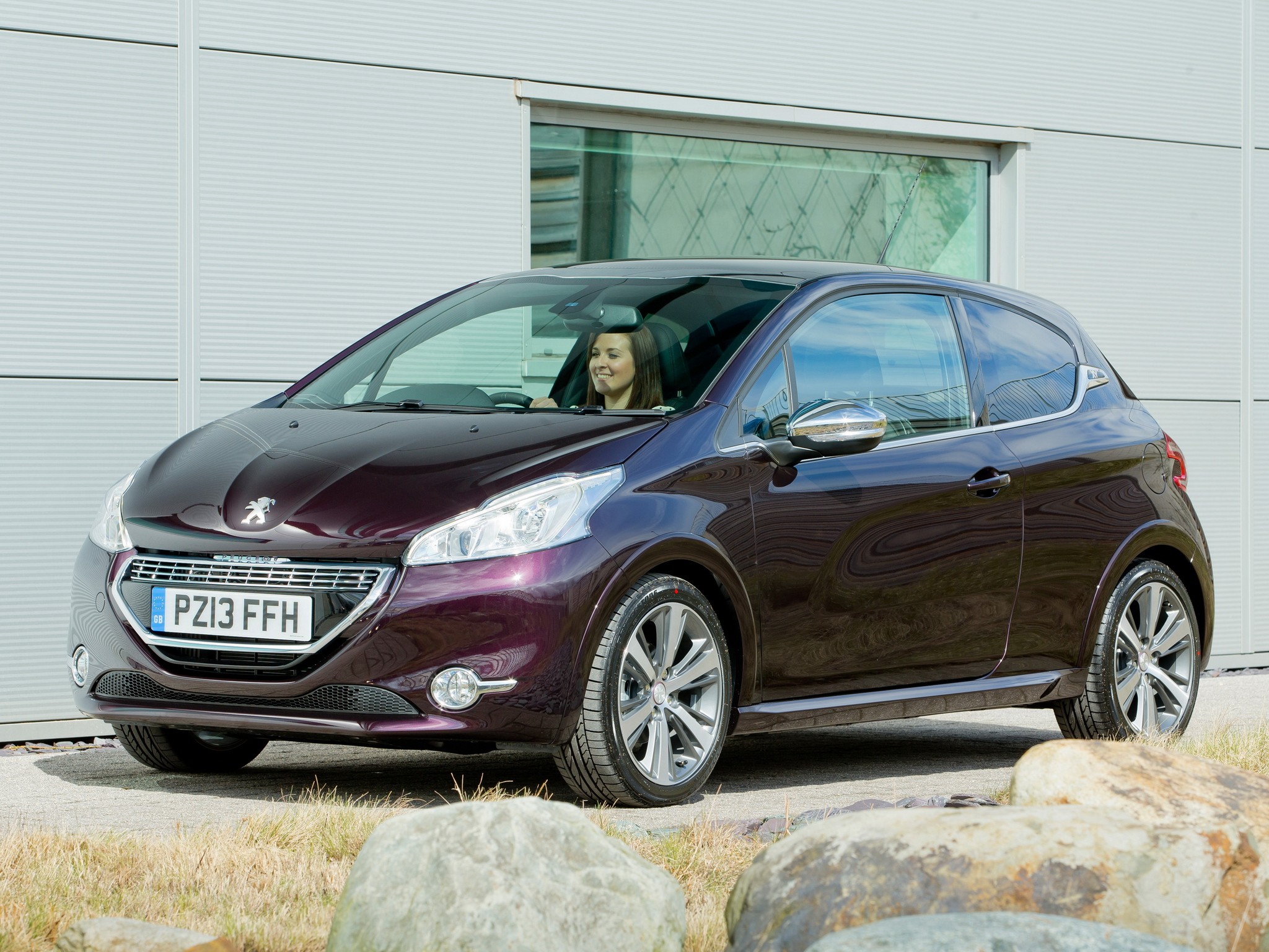 Peugeot 208 3 Doors photo 54