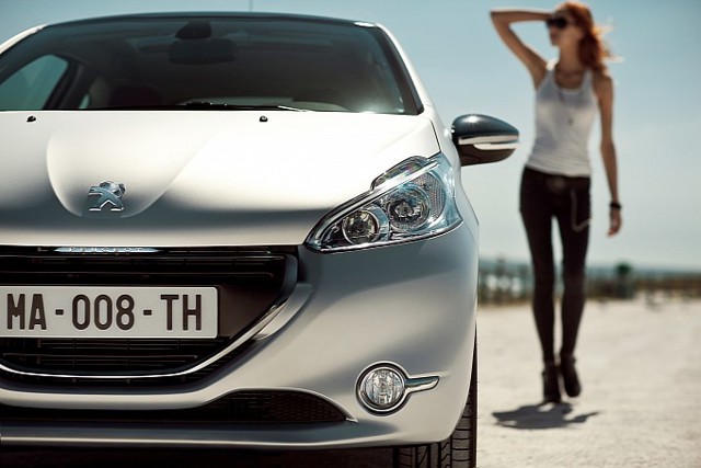 Peugeot 208 3 Doors photo 6