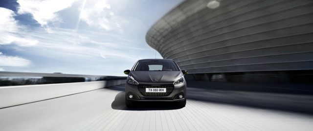 Peugeot 208 3 Doors photo 9
