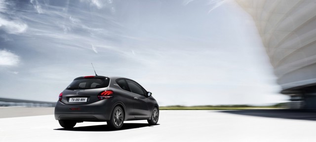 Peugeot 208 3 Doors photo 10