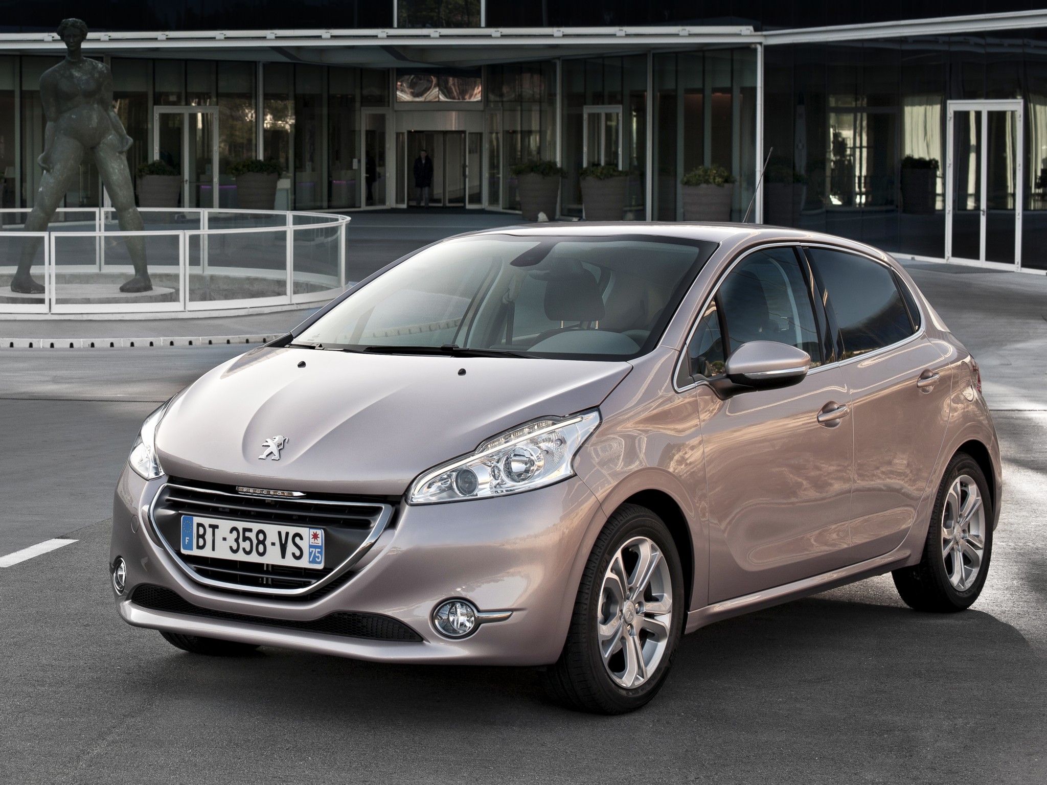 Peugeot 208 5 Doors photo 15