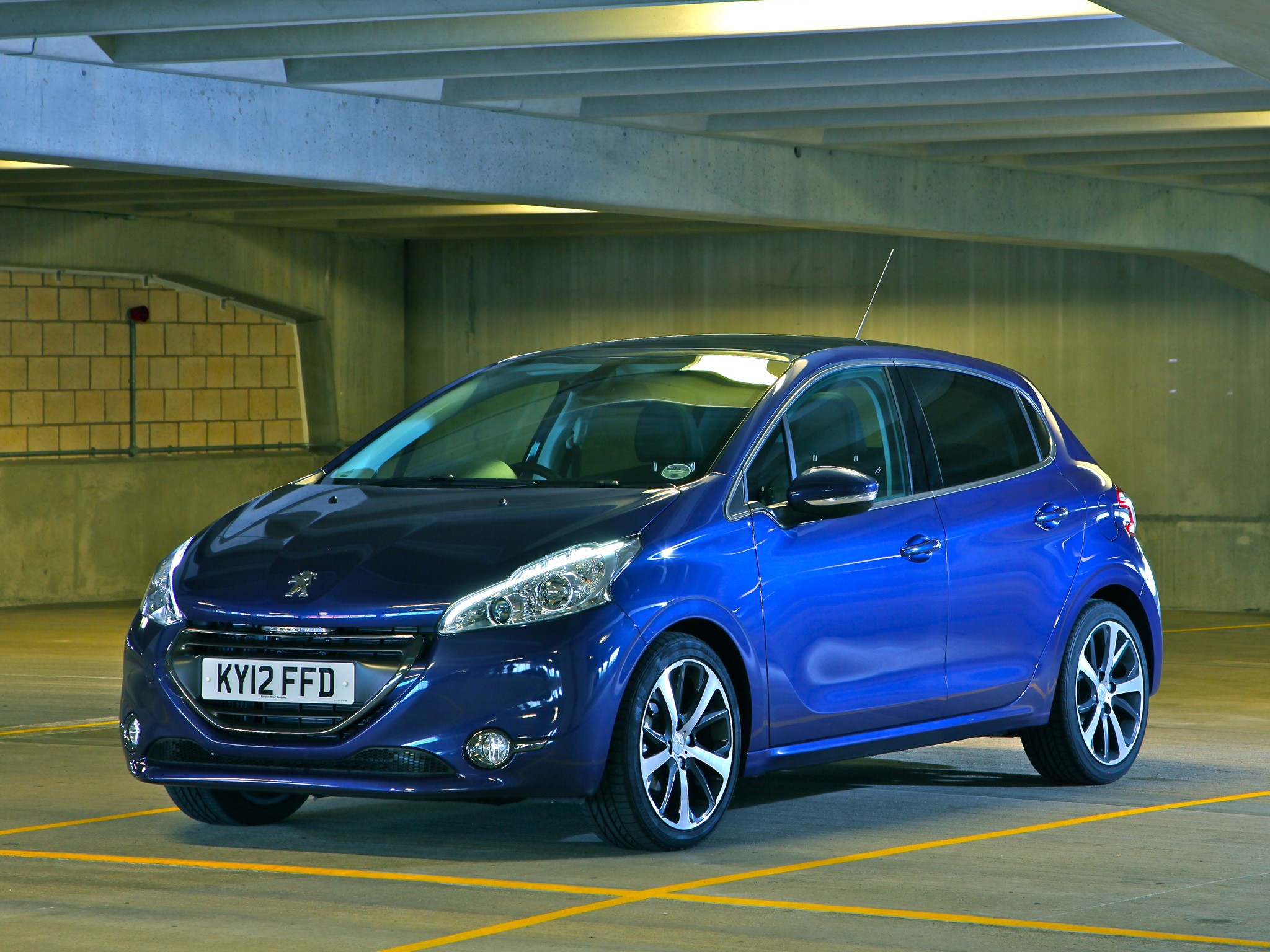 Peugeot 208 5 Doors photo 39