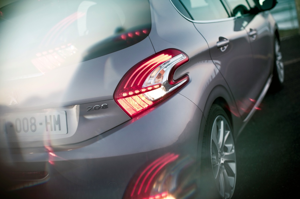 Peugeot 208 5 Doors photo 5