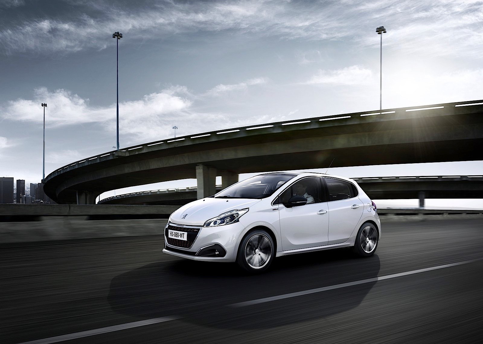 Peugeot 208 5 Doors photo 14
