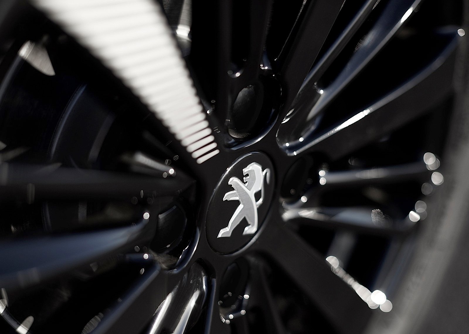 Peugeot 208 5 Doors photo 29