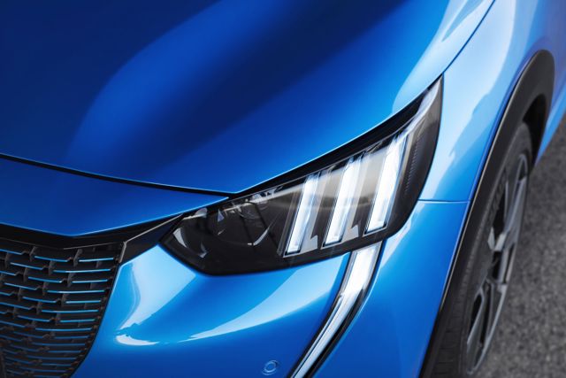 Peugeot 208 5 Doors photo 16