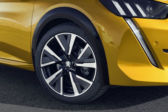 Peugeot 208 5 Doors photo 20