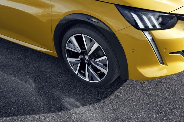 Peugeot 208 5 Doors photo 22