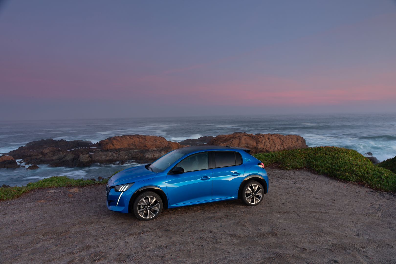 Peugeot 208 5 Doors photo 34