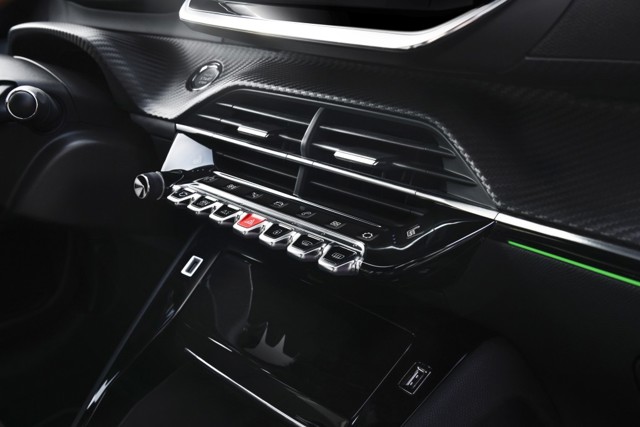 Peugeot 208 5 Doors photo 39