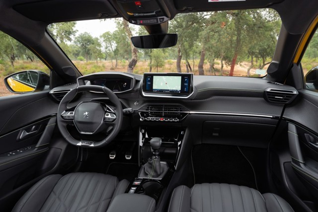 Peugeot 208 5 Doors photo 40