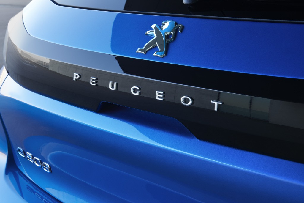 Peugeot 208 5 Doors photo 10
