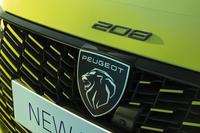 Peugeot 208 5 Doors photo 2