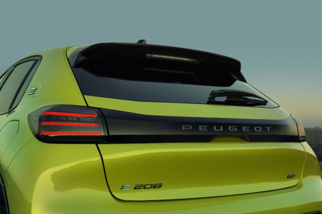 Peugeot 208 5 Doors photo 5