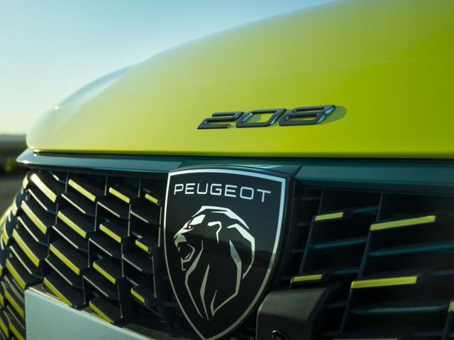 Peugeot 208 5 Doors photo 33