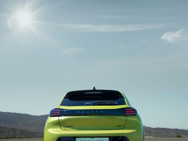 Peugeot 208 5 Doors photo 34