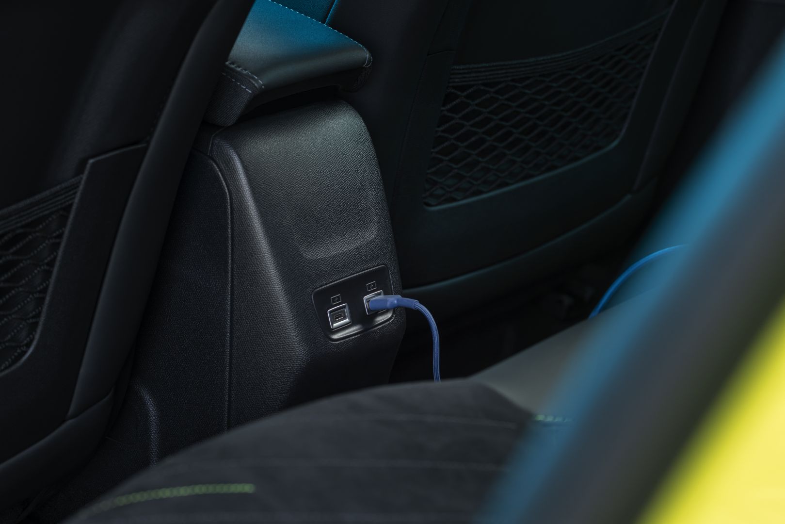 Peugeot 208 5 Doors photo 41