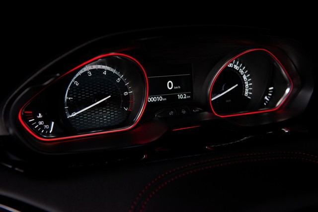 Peugeot 208 Gti photo 14