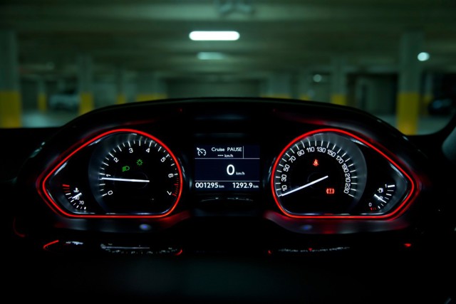 Peugeot 208 Gti photo 18