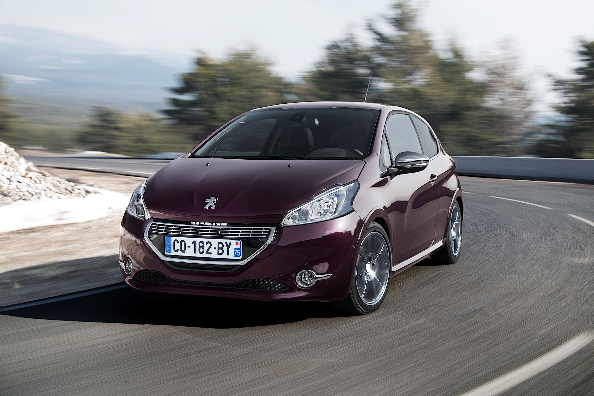Peugeot 208 Xy photo 6